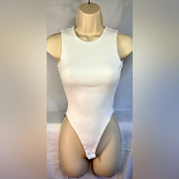SNDYS Ribbed Bodysuit - Picture 2 of 3